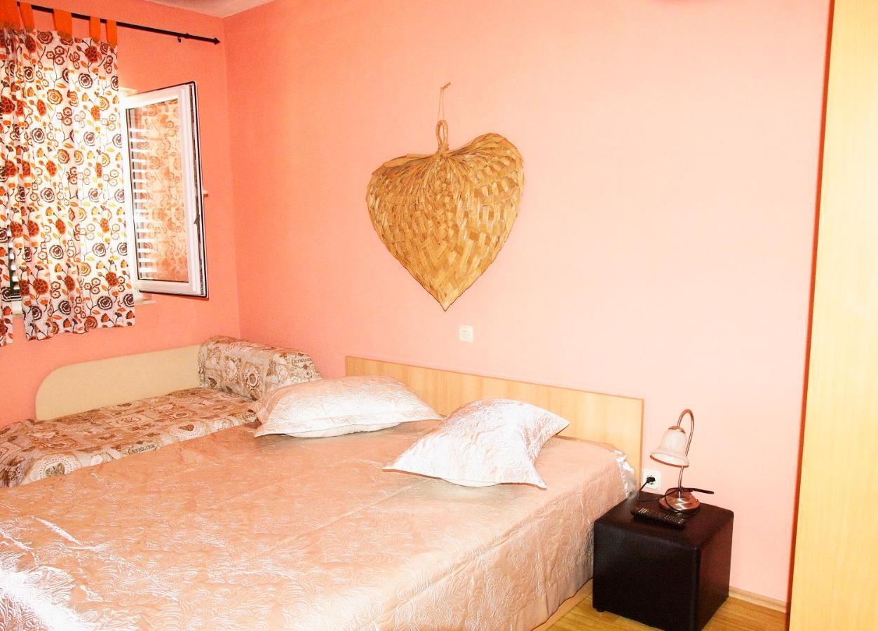 Apartmani Diana Makarska Exterior photo